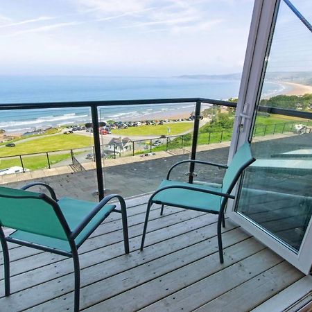 Clifton Court Apt 23 With Seaviews & Heated Pool Croyde Exterior photo